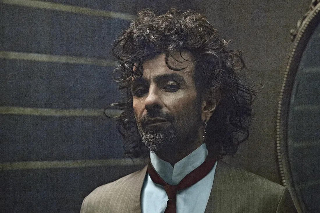 ARA MALIKIAN ARA MALIKIAN